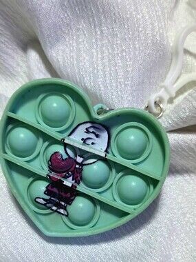 Very Rare! Peanuts Charlie Brown Snoopy Pop Its Keychain Fidget Toy